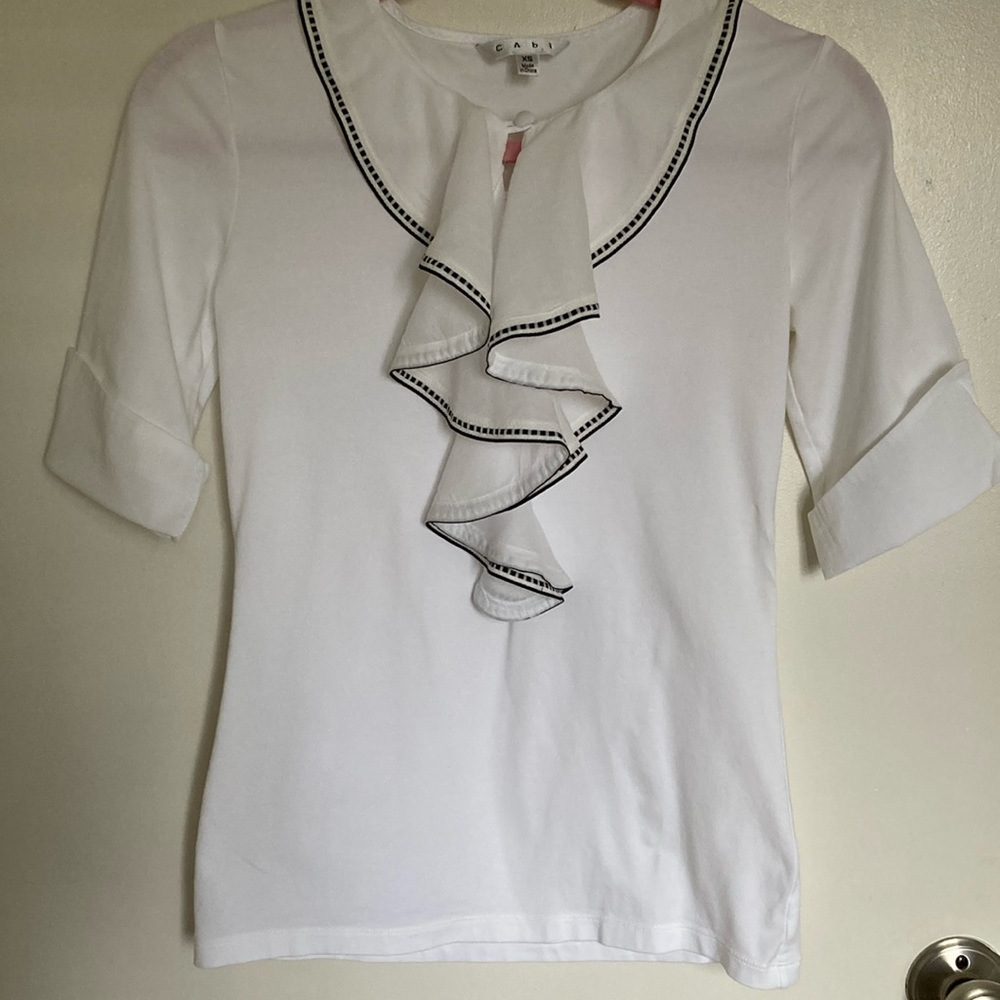 🩵BUNDLE ITEM. NWOT CABI TOP